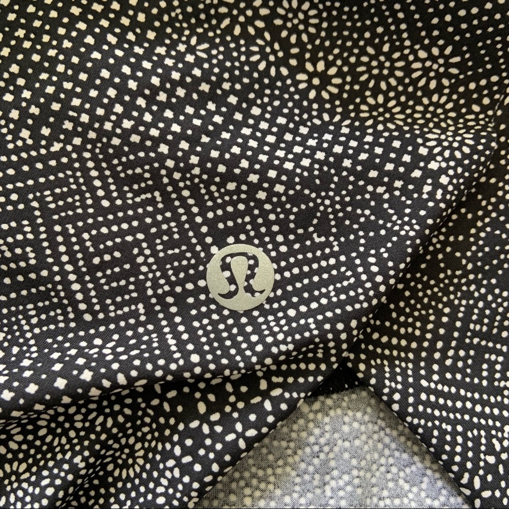 Lululemon top - Picture 6 of 7